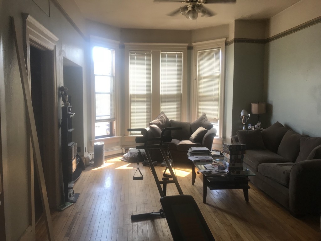 579 B N Main Street 1 Bedroom Apartment Oshkosh Wi