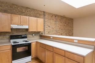 415 A N Main St Oshkosh, WI