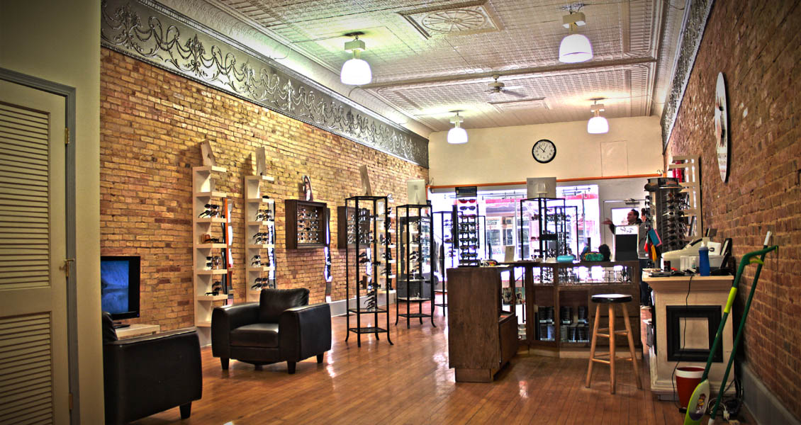 419 N Main St Oshkosh, WI