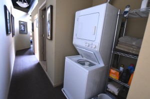 421 A N Main laundry room