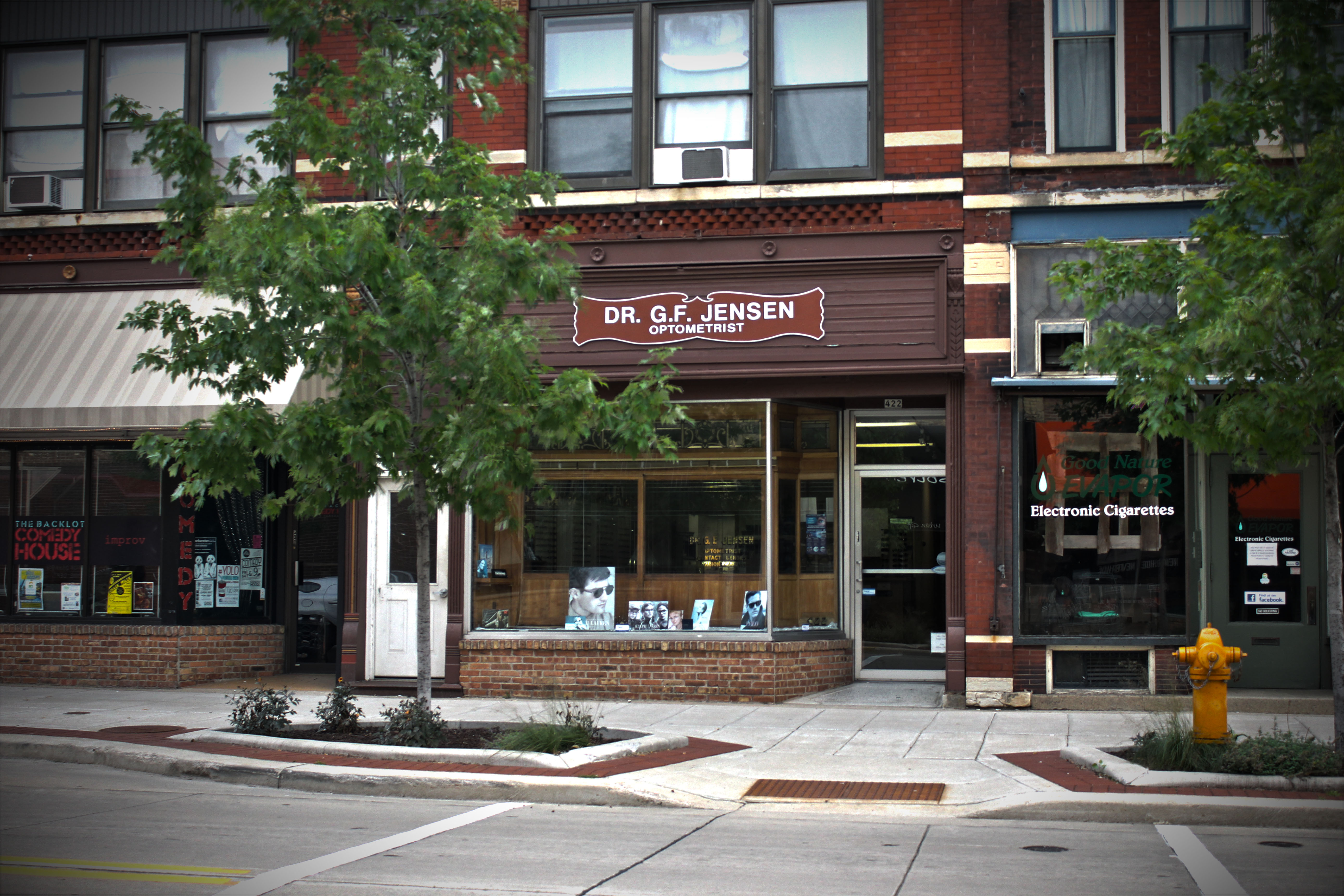 422 N Main St Oshkosh, WI - Downtown Oshkosh Office Space