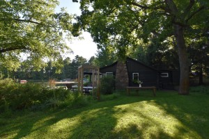 Cabin in Waupaca- Chain O' Lakes